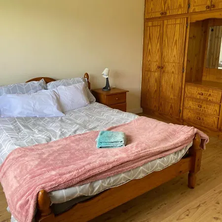 Glenbarrow Holiday home *